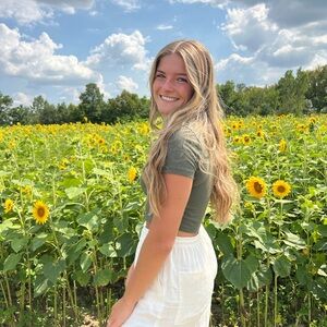 Meet your Posher, Myah